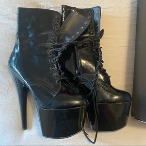 Pleaser boots